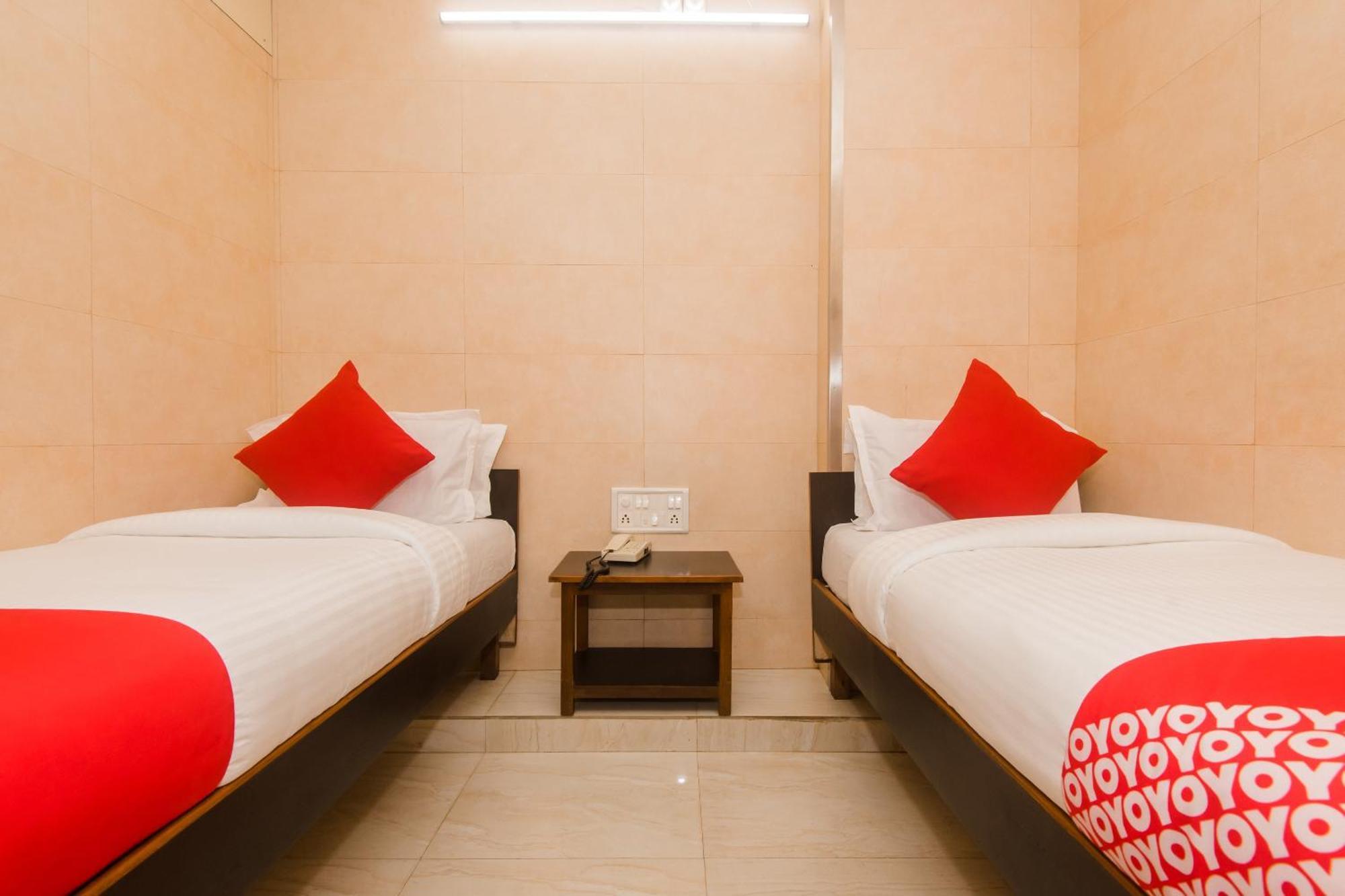 Hotel O Kamal Bombay Extérieur photo