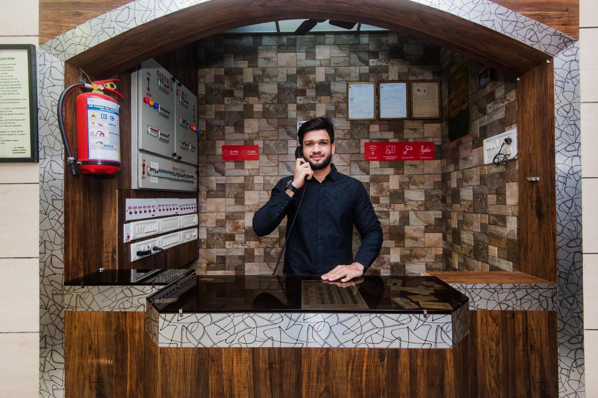 Hotel O Kamal Bombay Extérieur photo